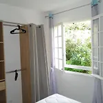 Le Repos Des Cretes Apartment