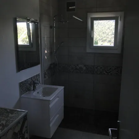 Le Repos Des Cretes דירה