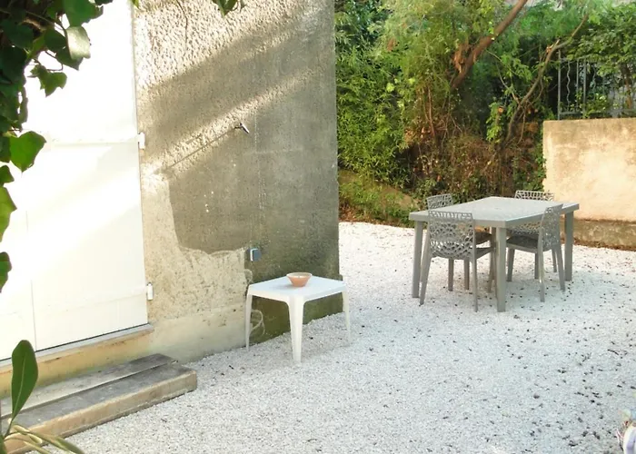 Le Repos Des Cretes Apartman