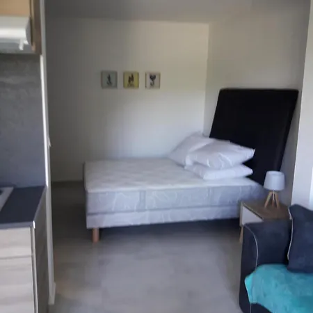 Le Repos Des Cretes Apartamento *