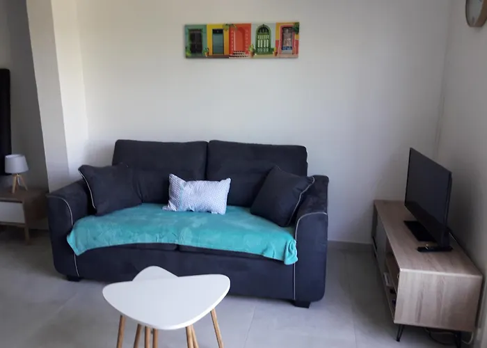 Le Repos Des Cretes Кавалер-сюр-Мер