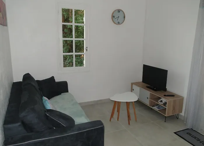 Le Repos Des Cretes Кавалер-сюр-Мер