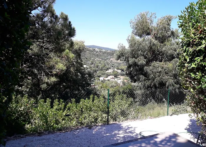 Апартаменты Le Repos Des Cretes Кавалер-сюр-Мер