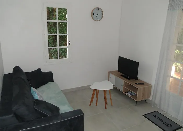 Le Repos Des Cretes Кавалер-сюр-Мер